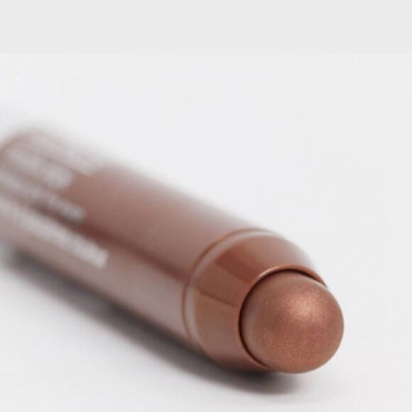 Clinique Chubby Stick Cream Eyeshadow in Fuller Fudge (Metallic Shimmer Brown) - Picture 4 of 17